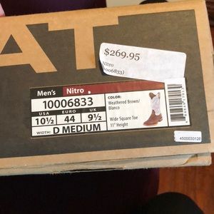 Men’s Ariat cowboy boots